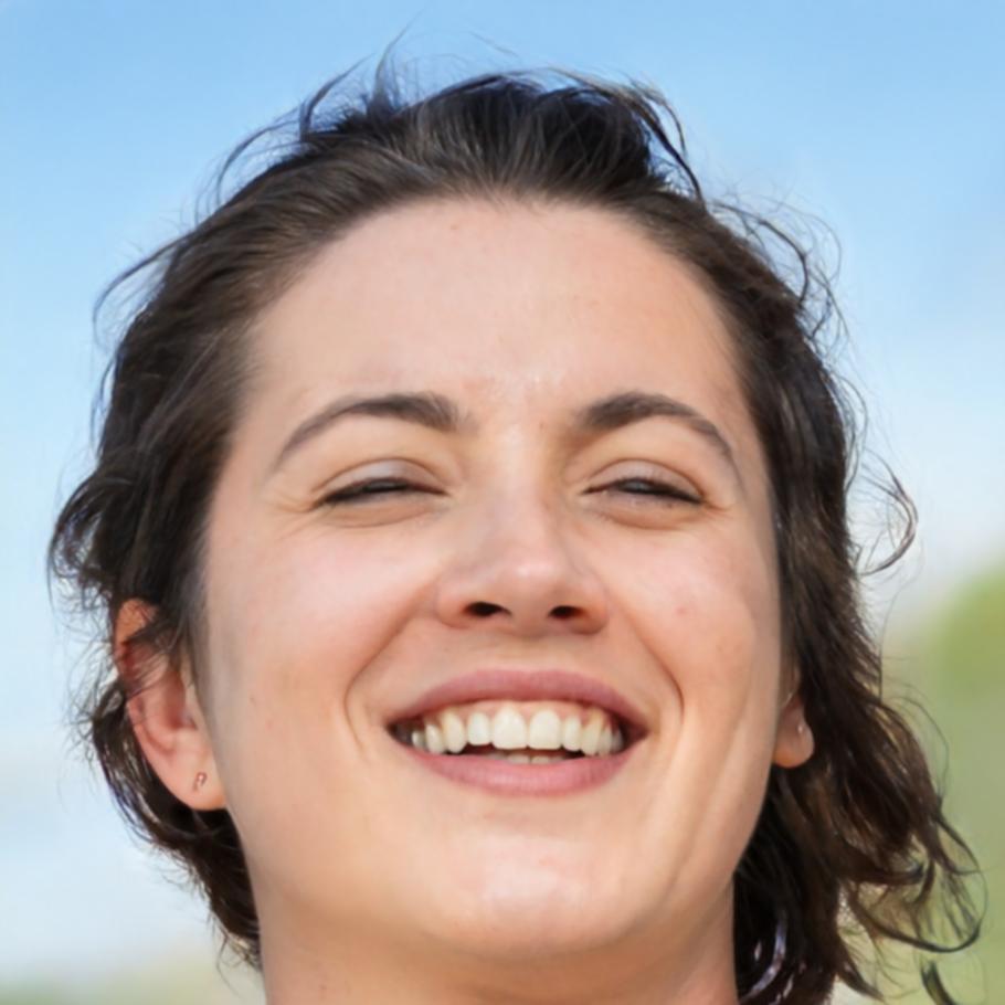 Instructor Briony Kjeldsen guiding students through market analysis